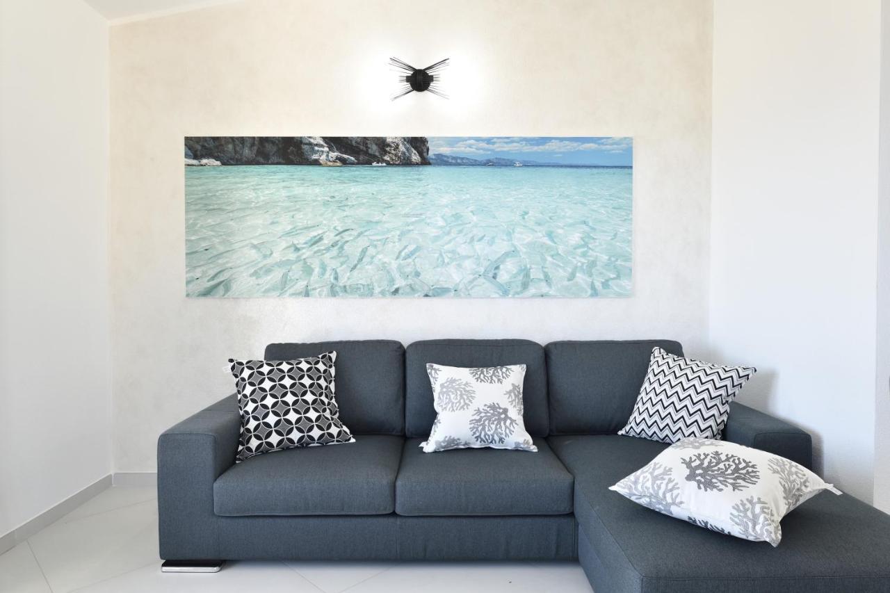 Appartamento Vista Golfo Cala Gonone Bagian luar foto