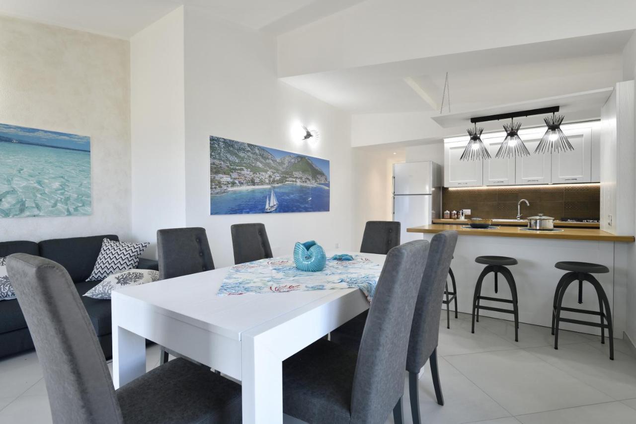 Appartamento Vista Golfo Cala Gonone Bagian luar foto